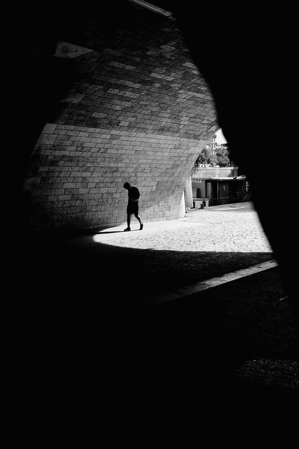 Lumière sous la voûte — Light as Structure